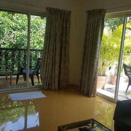 De Hibiscus Hotel Candolim Buitenkant foto