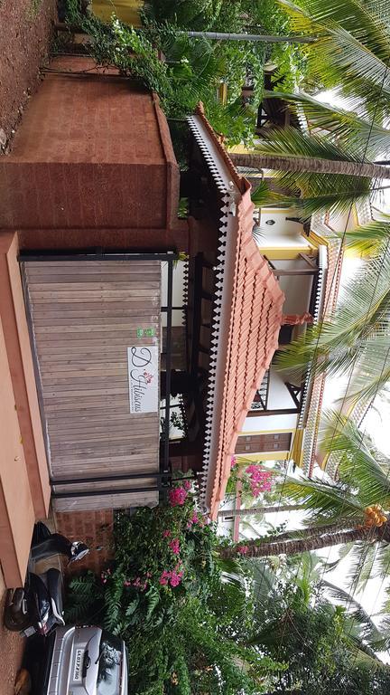 De Hibiscus Hotel Candolim Buitenkant foto