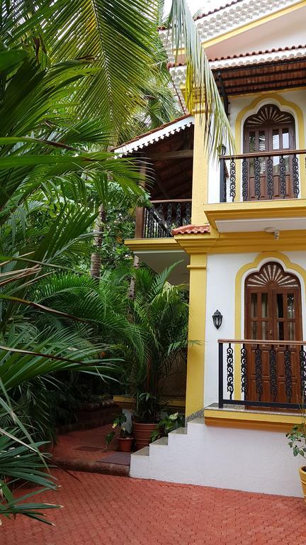 De Hibiscus Hotel Candolim Buitenkant foto